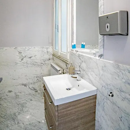 Guest house Elegante Con Finiture Di Lusso Appena Ristrutturata Marina Di Carrara