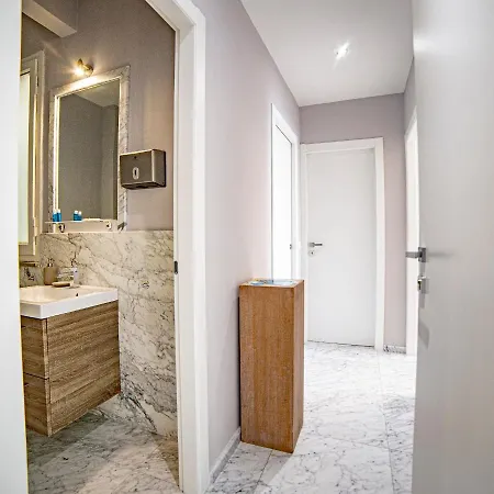 Guest house Elegante Con Finiture Di Lusso Appena Ristrutturata *